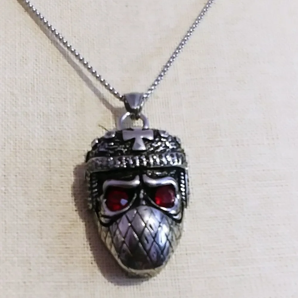 Muzzled Skull Pendant Necklace 24 Inch